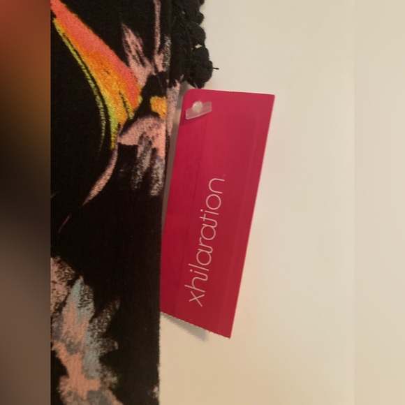 Xhilaration Target Romper Black Floral Pattern Tie Front 🖤🌸 Size XS NWT - Picture 5 of 9